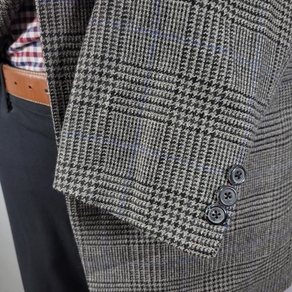 Haggar Men's Sport Coat Blazer Two Button Gray Plaid Lambs Wool Size 42L - Picture 10 of 14